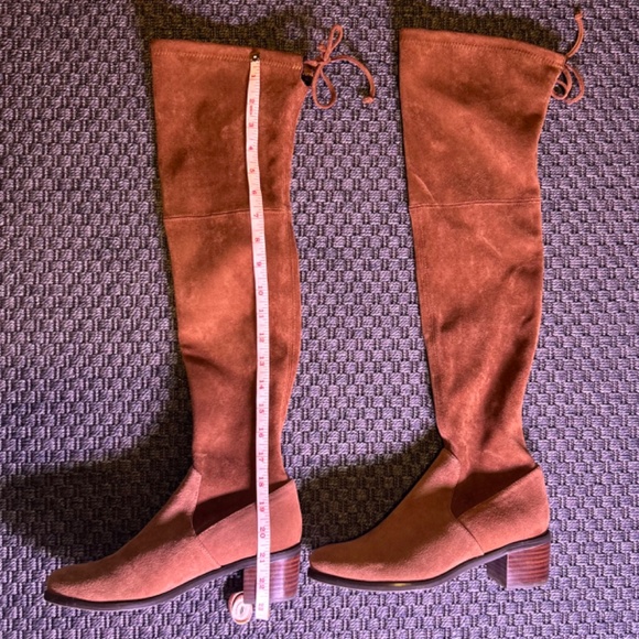 AquaDiva over the knees boots - Picture 9 of 10